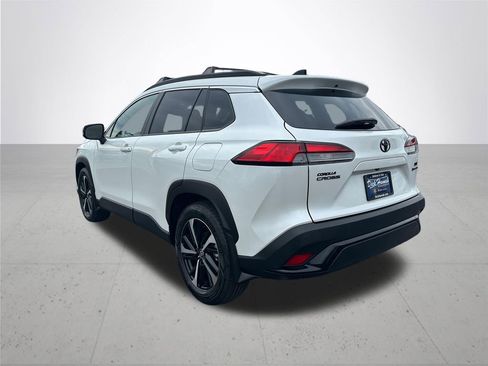 Used 2025 Toyota Corolla Cross AWD Hybrid w/ Convenience Package image 10