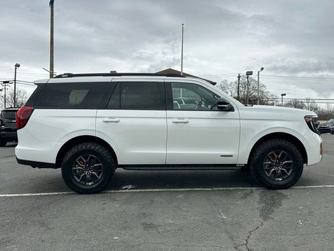 New 2025 Ford Expedition Tremor image 11