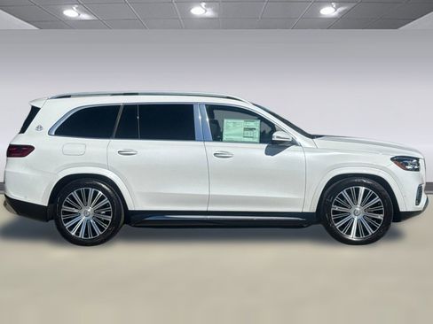 New 2026 Mercedes-Benz Maybach GLS 600 4MATIC image 7