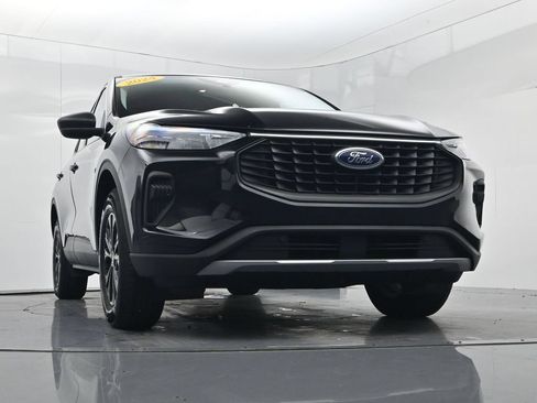 Used 2024 Ford Escape Active AWD/4WD image 36