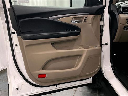 Used 2023 Honda Ridgeline RTL image 9