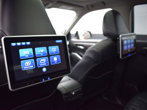 Used 2021 Toyota Highlander Platinum image 23