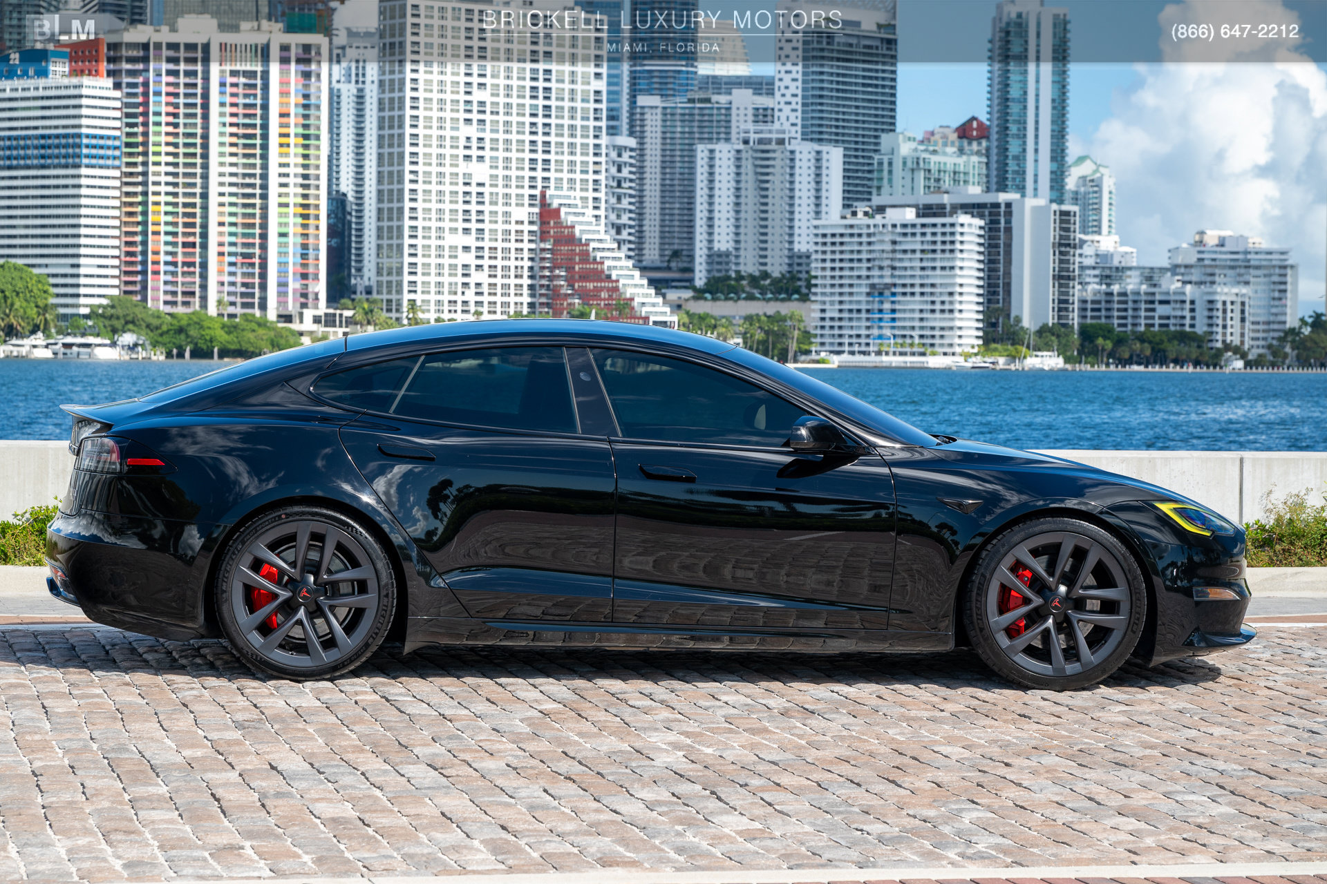Used 2024 Tesla Model S Plaid AWD/4WD image 11