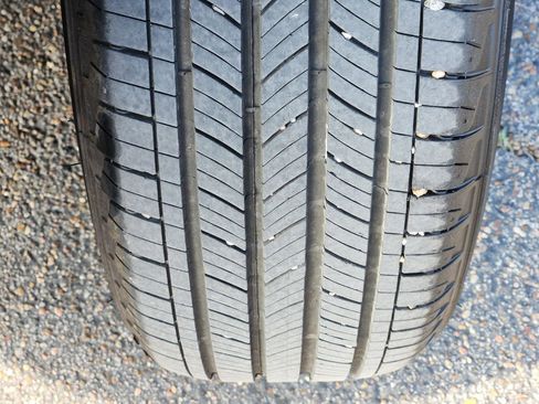 Used 2024 Chevrolet Equinox LS w/ LS Convenience Package image 11