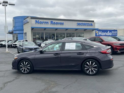 Certified 2024 Honda Civic EX-L image 2