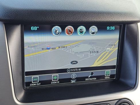 Used 2018 GMC Yukon SLT AWD/4WD image 9