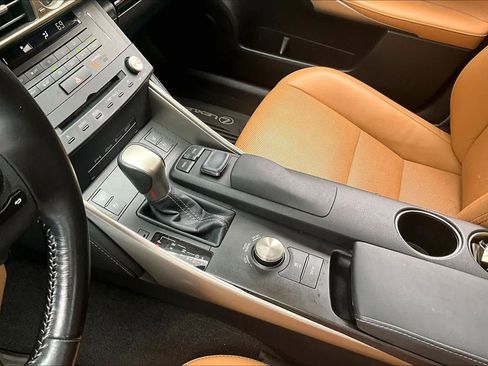 Used 2015 Lexus IS 350 w/ Navigation System Package RWD image 17