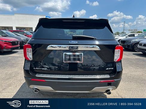 Used 2024 Ford Explorer Limited AWD/4WD image 7