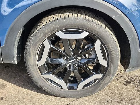 Used 2023 Kia Telluride S w/ S Sunroof Package image 8