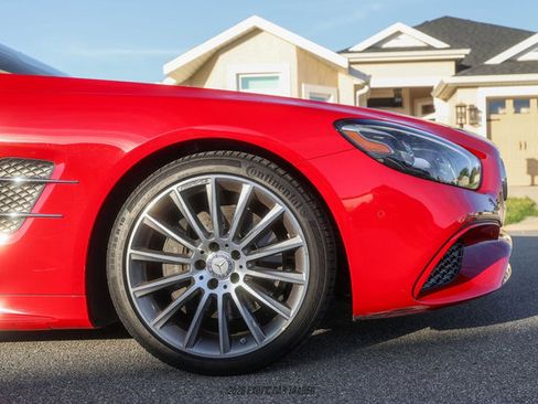 Used 2017 Mercedes-Benz SL 450 image 11