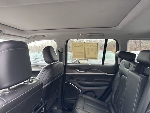 Used 2023 Jeep Grand Cherokee 4WD 4xe w/ Luxury Tech Group II image 26