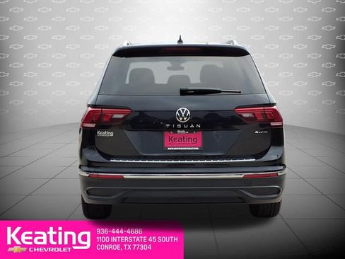 Used 2024 Volkswagen Tiguan Wolfsburg Edition image 7