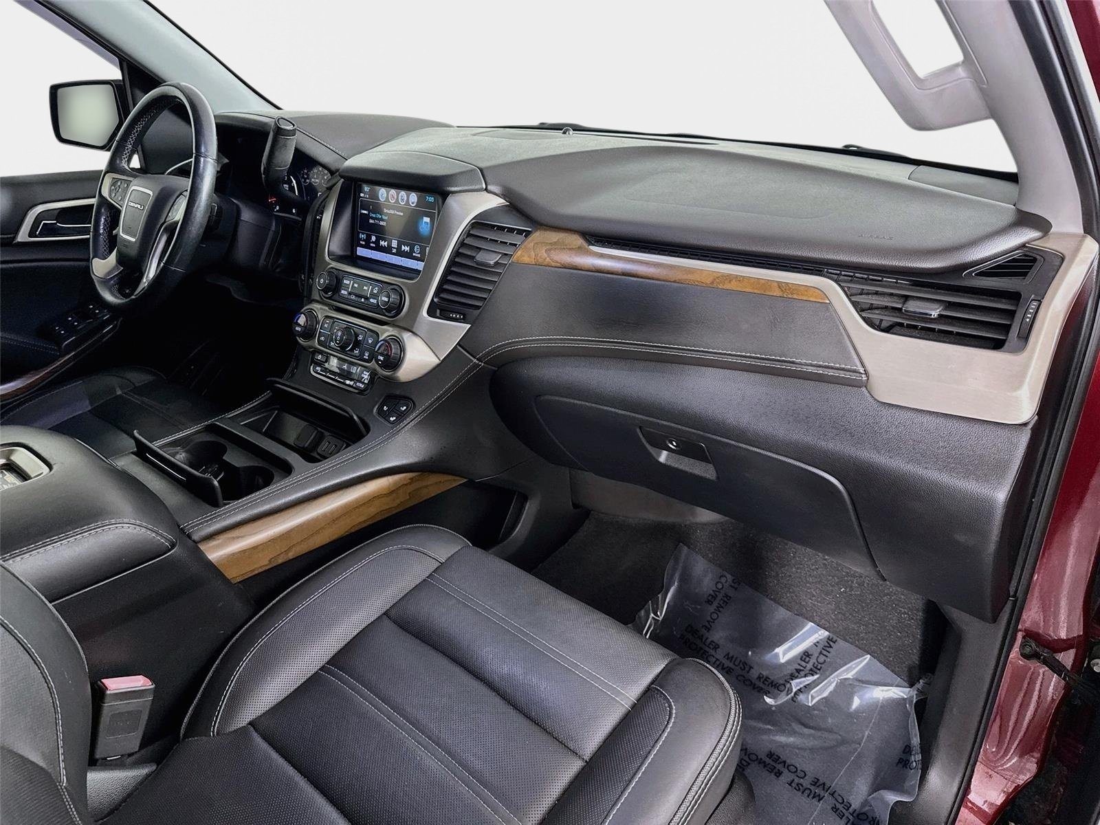 Certified 2020 GMC Yukon Denali w/ Denali Premium Package AWD/4WD image 30