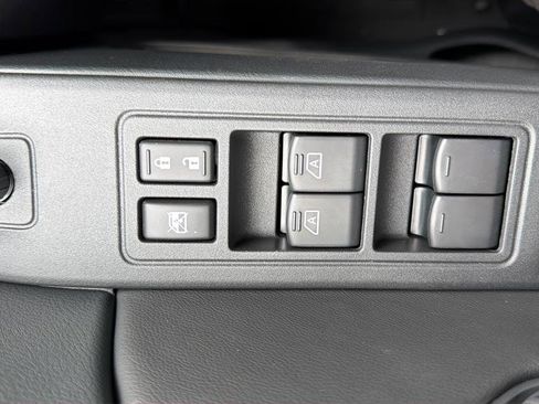 New 2026 Nissan Frontier SV w/ All-Weather Content Package AWD/4WD image 22