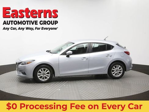 Used 2017 MAZDA MAZDA3 Sport FWD image 58