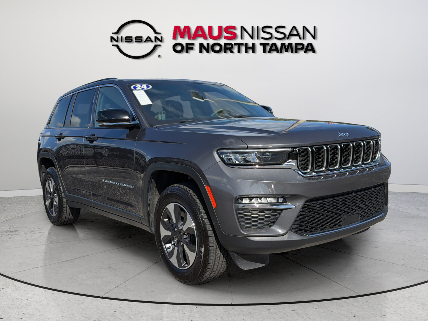 Used 2024 Jeep Grand Cherokee Limited 4xe AWD/4WD image 1