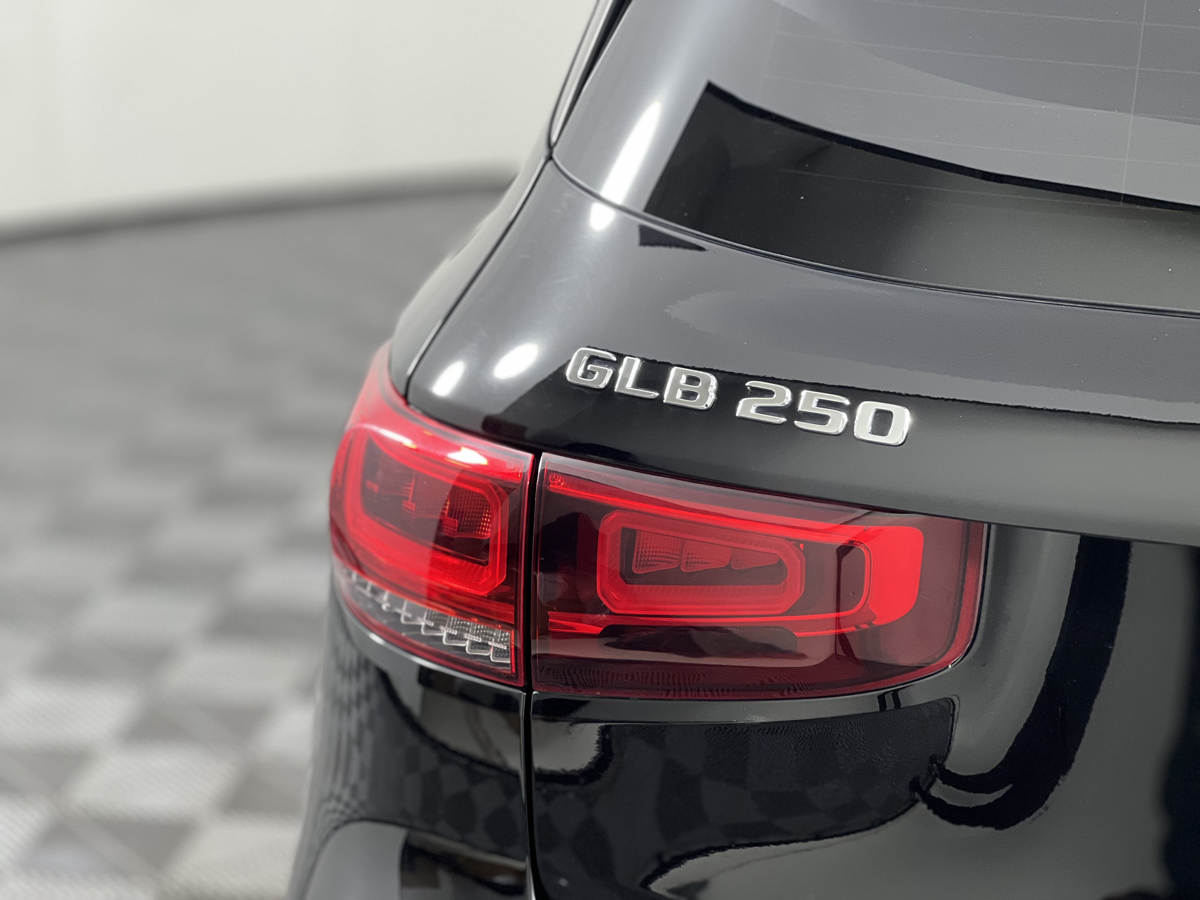 Certified 2023 Mercedes-Benz GLB 250 4MATIC image 12