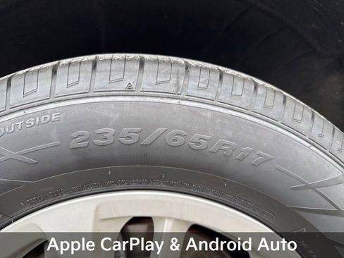 Used 2024 Kia Carnival LX image 13