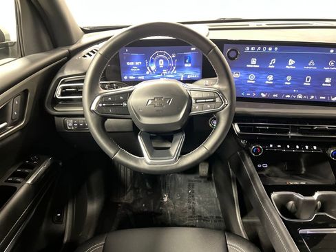 Certified 2024 Chevrolet Traverse LT w/ Midnight/Sport Edition image 19