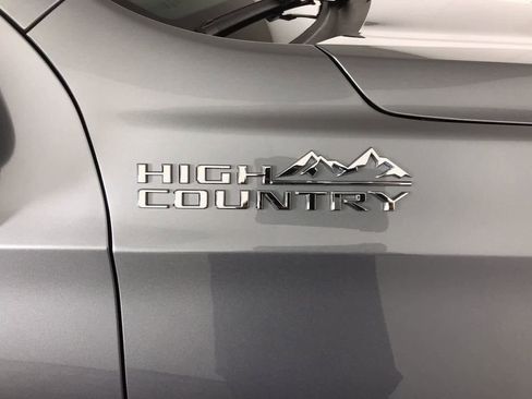 New 2026 Chevrolet Suburban High Country w/ Sun And Tow Package image 44