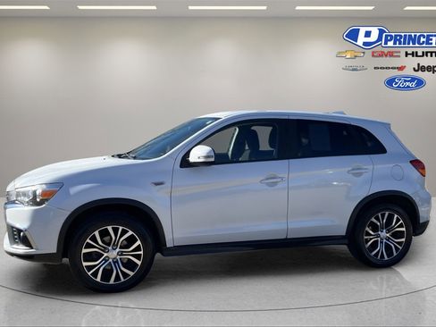 Used 2018 Mitsubishi Outlander Sport ES image 4