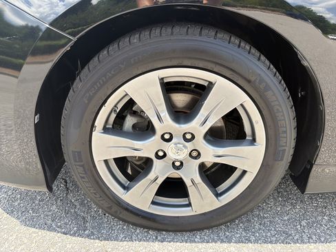Used 2017 Toyota Sienna SE FWD image 20