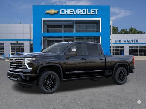 New 2026 Chevrolet Silverado 2500 High Country w/ Midnight Edition AWD/4WD image 3