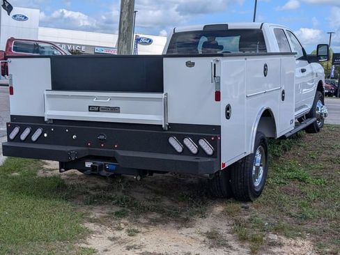 New 2026 RAM 3500 Tradesman w/ Chrome Appearance Group A AWD/4WD image 7