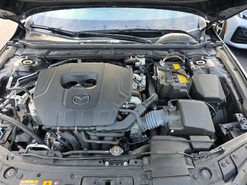Used 2025 MAZDA MAZDA3 s FWD image 8