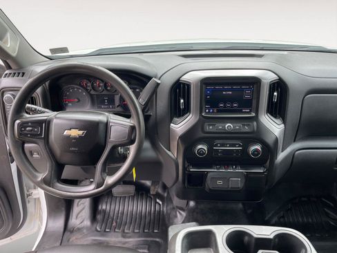 Used 2020 Chevrolet Silverado 1500 W/T w/ WT Convenience Package AWD/4WD image 10