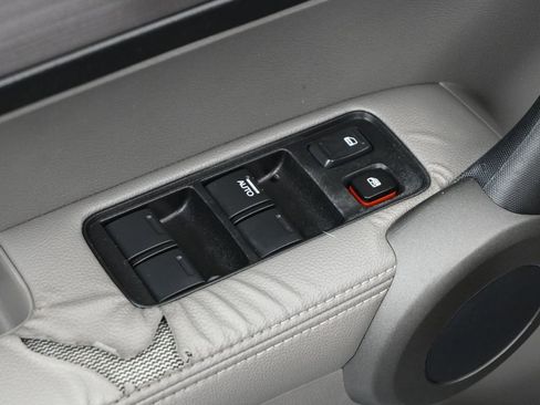 Used 2010 Honda CR-V EX-L image 8