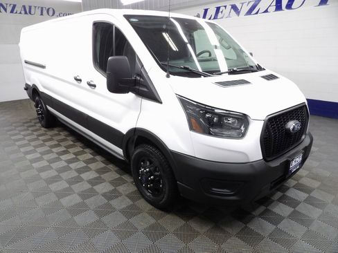 Used 2024 Ford Transit 250 Low Roof AWD image 3