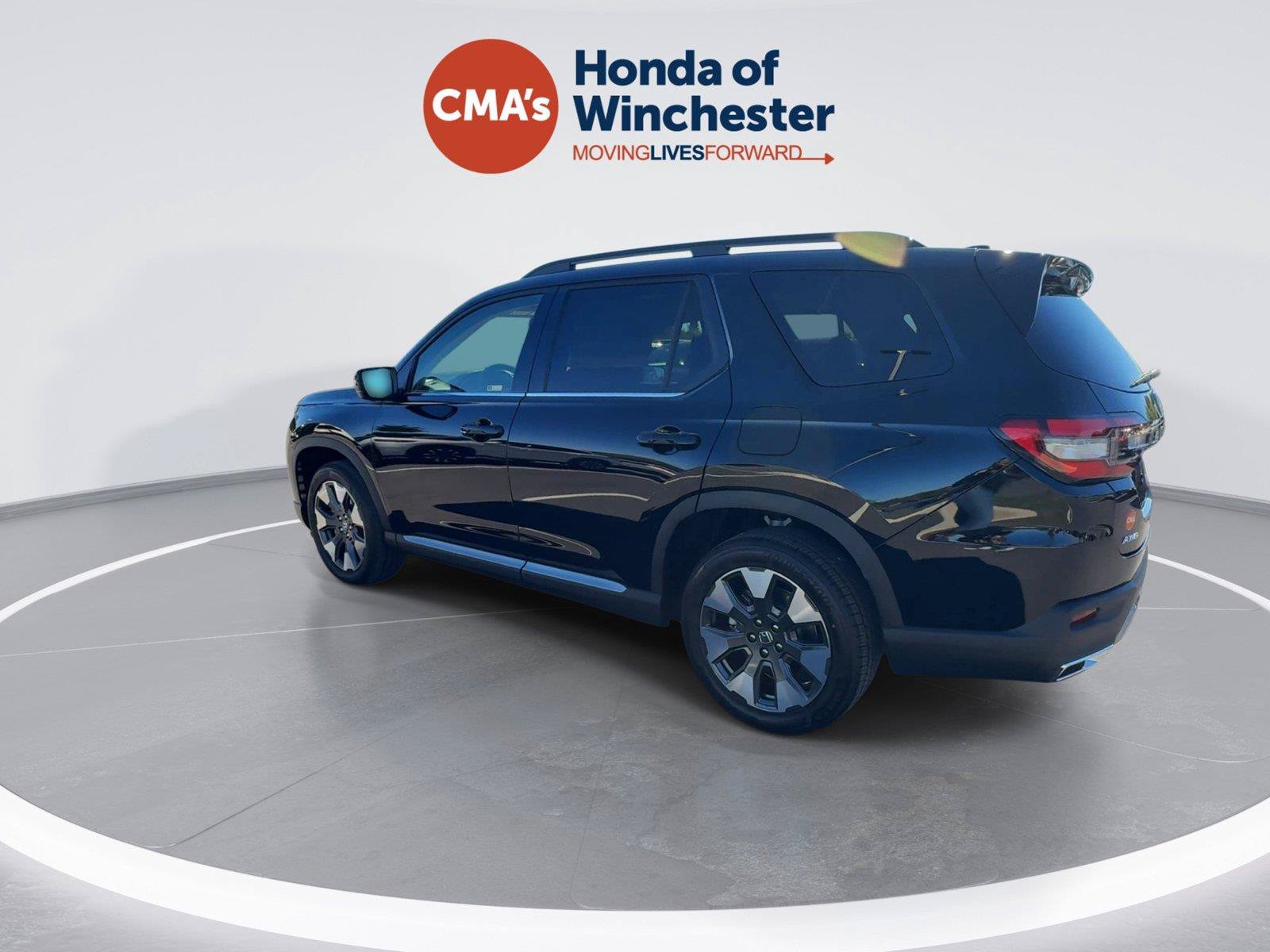 New 2026 Honda Pilot Touring image 6