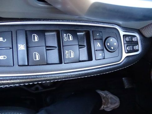 Used 2023 RAM 3500 Big Horn w/ Level 1 Equipment Group image 19