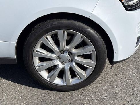 Used 2017 Land Rover Range Rover Supercharged image 7