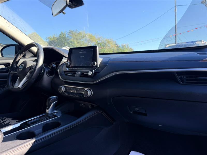 Used 2021 Nissan Altima 2.5 SR w/ SR Premium Package FWD image 24