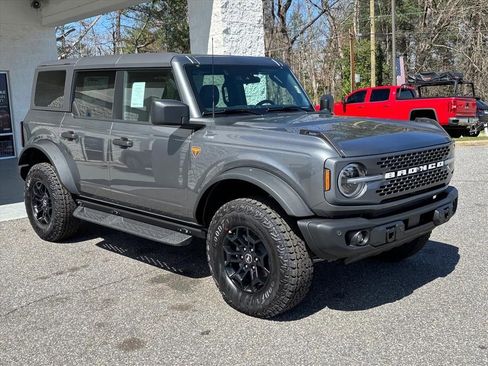 New 2026 Ford Bronco Badlands image 21