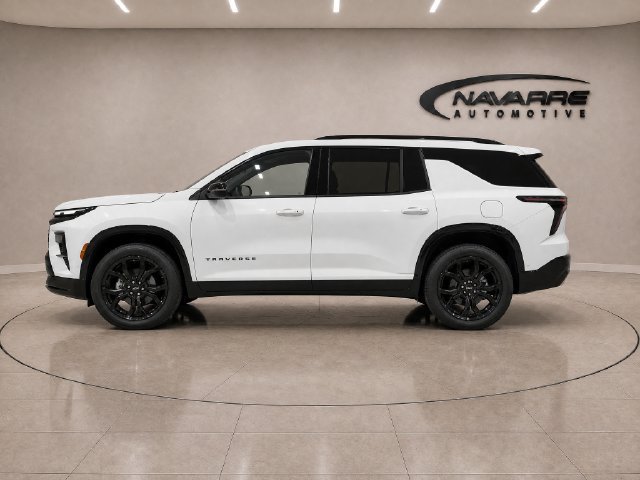 New 2027 Chevrolet Traverse RS w/ LPO, Floor Liner Package FWD image 5