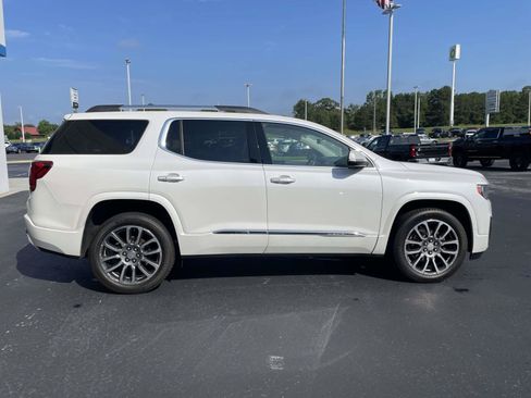 Used 2021 GMC Acadia Denali w/ Denali Technology Package FWD image 2