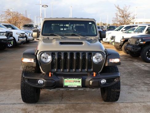 Used 2022 Jeep Gladiator Mojave w/ Cold Weather Group image 2