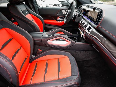 New 2026 Mercedes-Benz GLE 53 AMG 4MATIC Coupe image 17