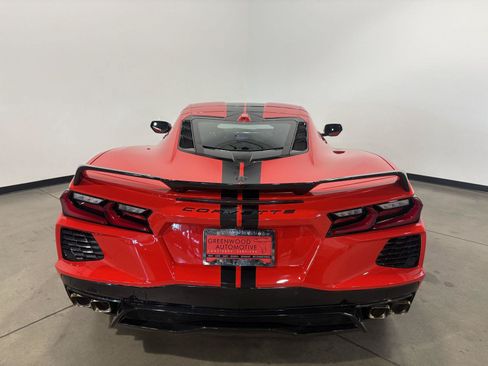 Used 2022 Chevrolet Corvette Stingray Preferred Cpe w/ Z51 Performance Package RWD image 4