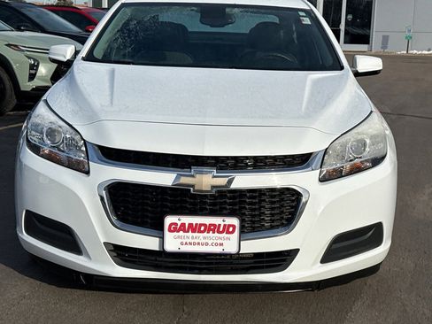 Used 2015 Chevrolet Malibu LT w/ Power Convenience Package image 3