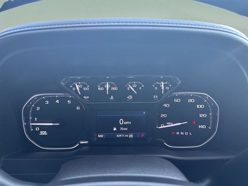 Used 2022 GMC Sierra 1500 AT4 AWD/4WD image 31