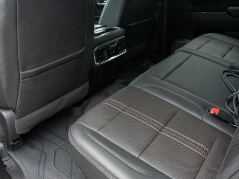 Used 2024 Chevrolet Silverado 1500 High Country w/ Midnight Edition AWD/4WD image 20