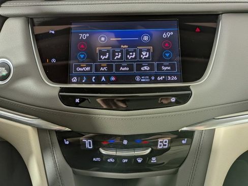 Certified 2023 Cadillac XT5 Premium Luxury w/ LPO, Floor Liner Package image 27