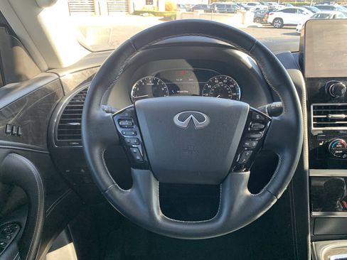 Used 2023 INFINITI QX80 Luxe w/ Cargo Package image 18