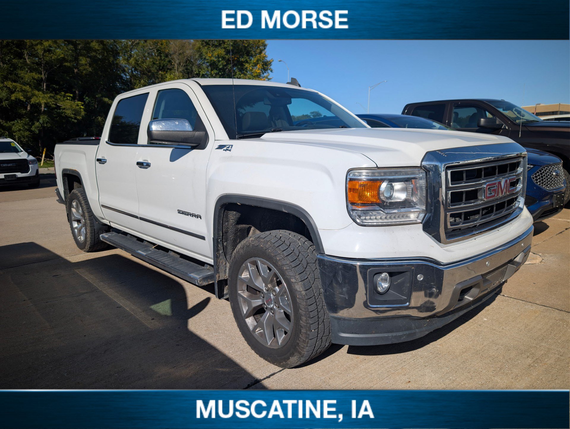 Used 2015 GMC Sierra 1500 SLT w/ SLT Crew Cab Value Package AWD/4WD image 2