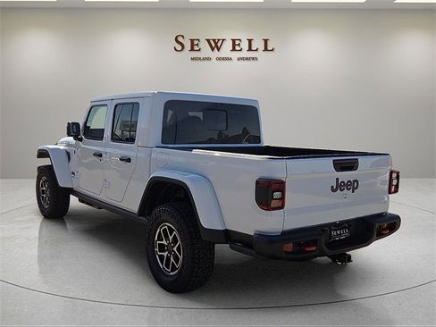 New 2026 Jeep Gladiator Rubicon image 3