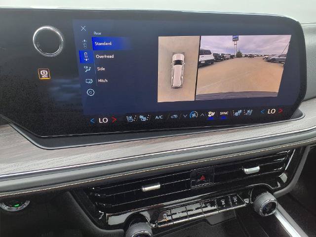 New 2026 Chevrolet Suburban Premier AWD/4WD image 43